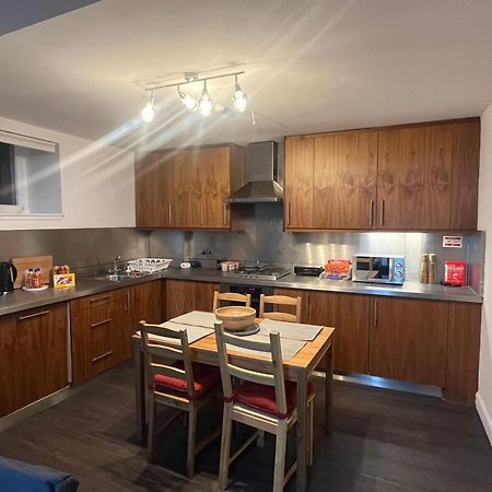 Apartamento Boyds Entry Flat Old Town Edimburgo Exterior foto