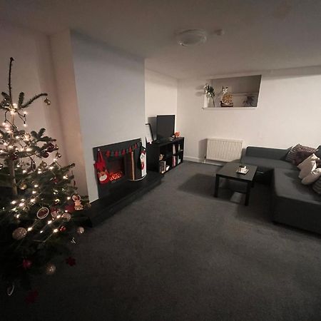 Apartamento Boyds Entry Flat Old Town Edimburgo Exterior foto
