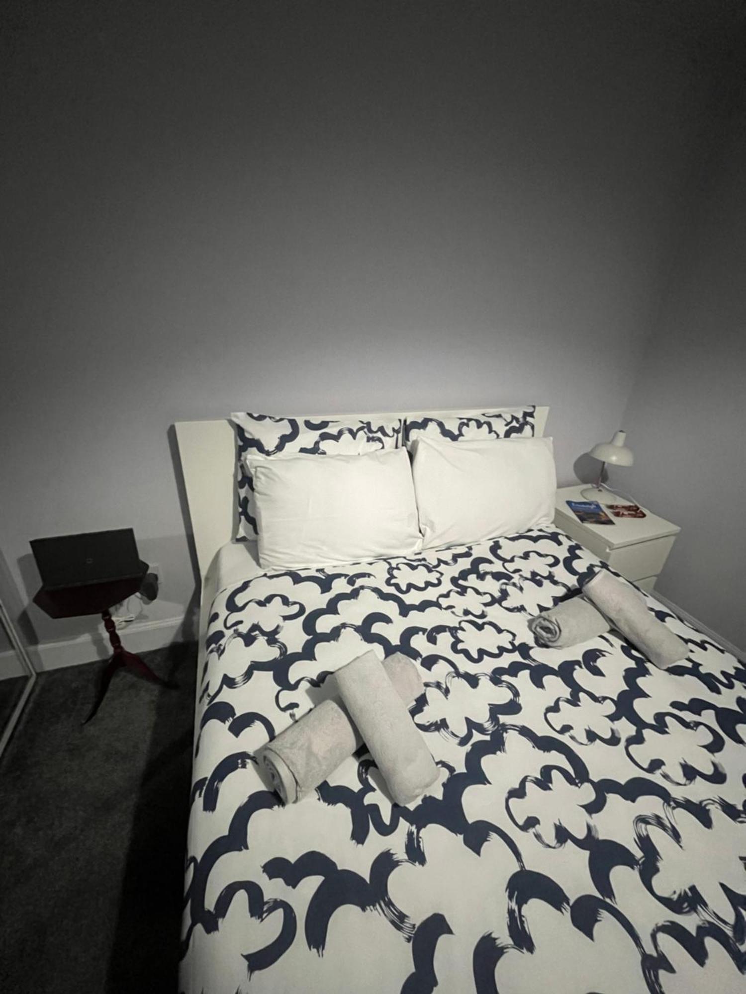Apartamento Boyds Entry Flat Old Town Edimburgo Exterior foto