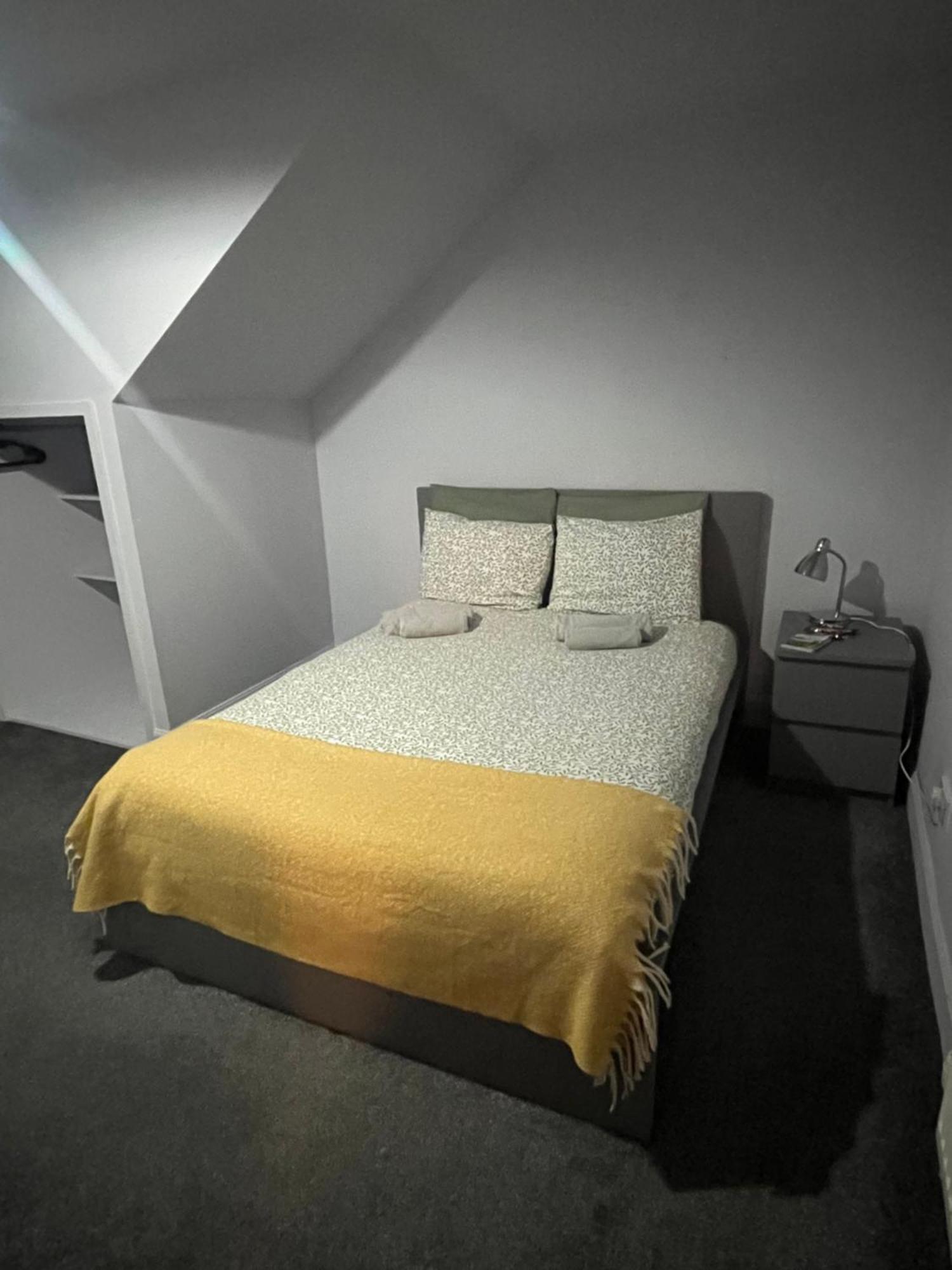 Apartamento Boyds Entry Flat Old Town Edimburgo Exterior foto