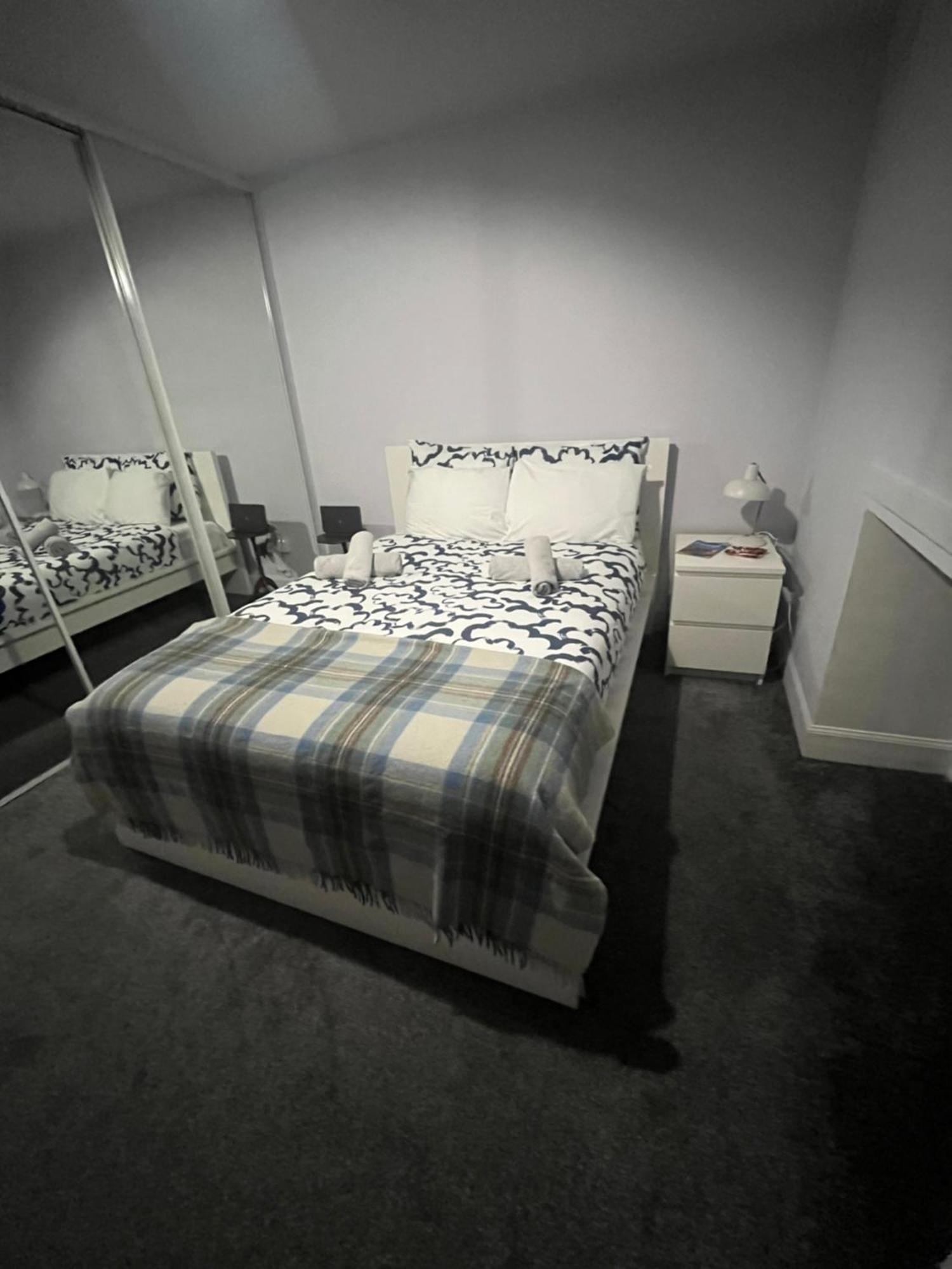 Apartamento Boyds Entry Flat Old Town Edimburgo Exterior foto